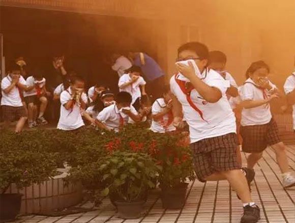 導(dǎo)致學(xué)?；馂?zāi)發(fā)生的9個(gè)主要原因